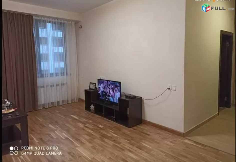 LA05371 Վարձով 2 սենյականոց բնակարան Պարույր Սևակի փողոց , նորակառույց 