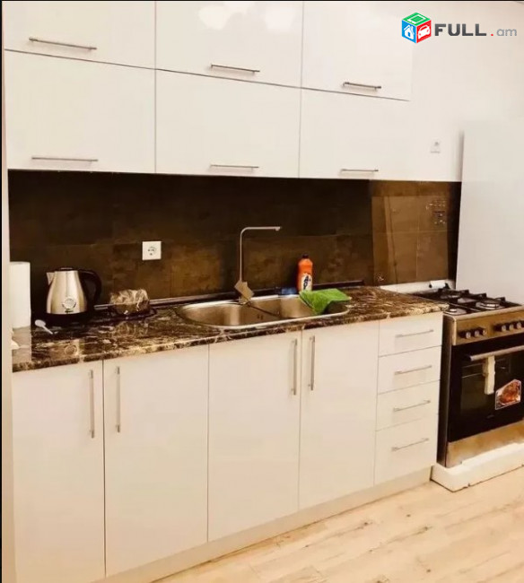 LA05368 Վարձով 4 սենյականոց բնակարան Ծարավ Աղբյուր ,նորակառույց շենք