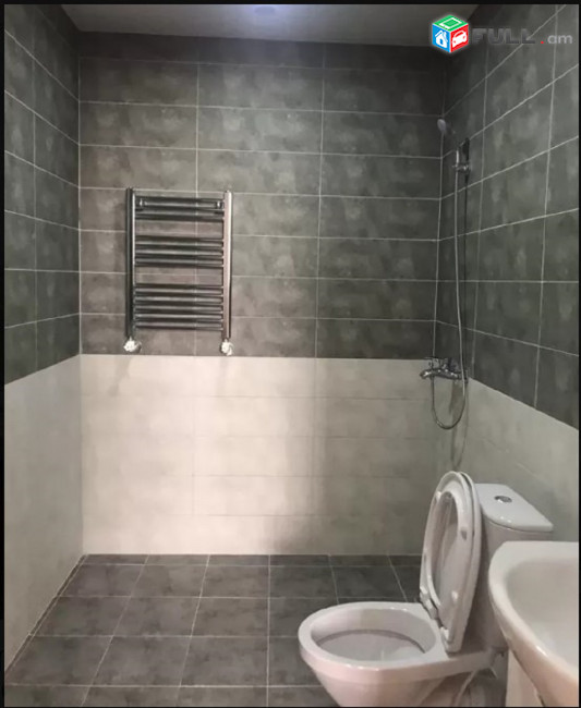 LA05368 Վարձով 4 սենյականոց բնակարան Ծարավ Աղբյուր ,նորակառույց շենք