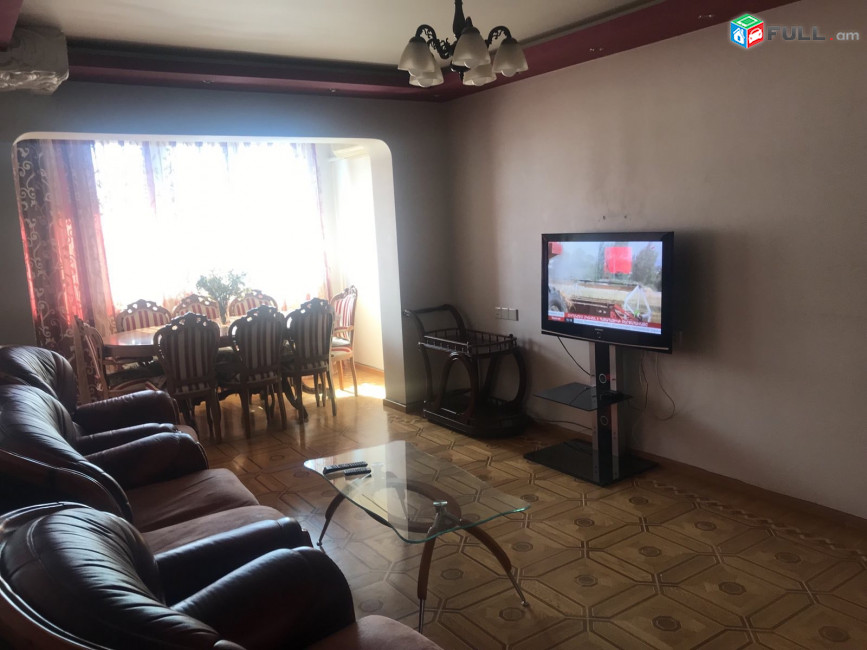 LA05387  Վարձով 2 սենյականոց բնակարան Արամ Խաչատրյան փողոց , KFC -ի հարևանությամբ 