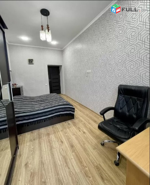 LA05404  Վարձով 2 ս. 3 դարձրած բնակարան Տերյան փողոցում 