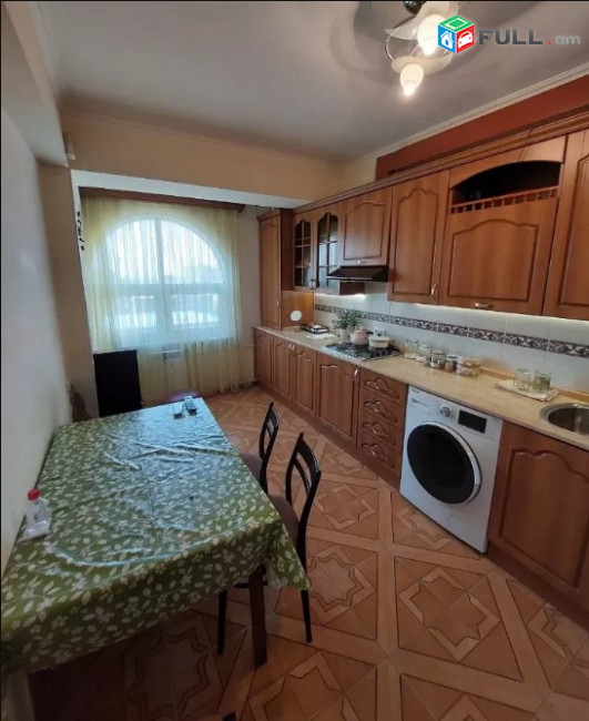 LA05408 Վարձով 2 սենյականոց բնակարան Մամիկոնյանց փողոցում