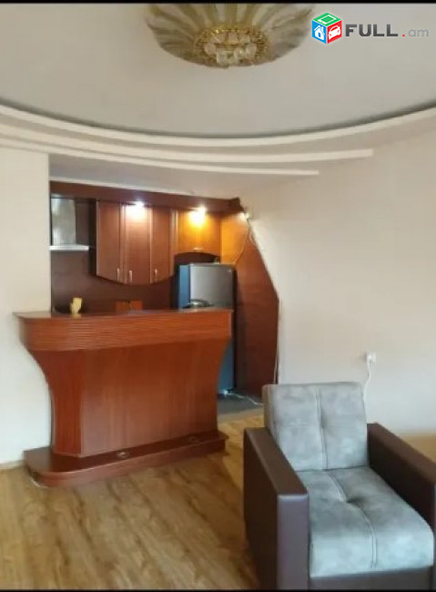 LA05403 Վարձով 2 սենյականոց բնակարան Ամիրյան փողոցում 