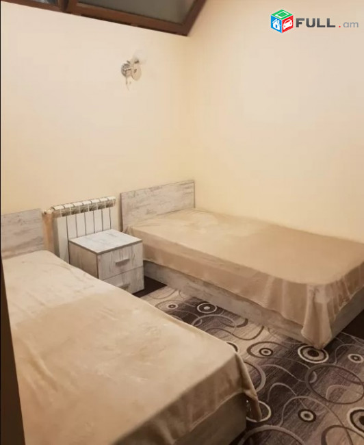 LA05431 Վարձով 3 սենյականոց բնակարան Երվանդ Քոչար փողոցում