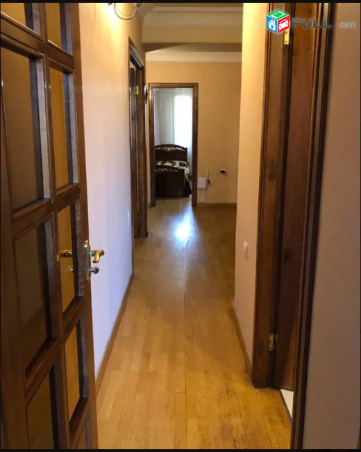 LA05432  Վարձով 3 սենյականոց բնակարան Հին Երևանցու փողոց  , Օպերա