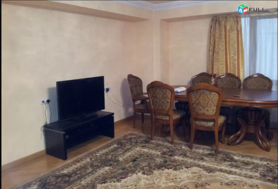 LA05436 Վարձով 3 սենյականոց բնակարան Պուշկին փողոցում