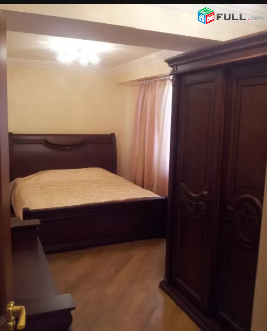 LA05436 Վարձով 3 սենյականոց բնակարան Պուշկին փողոցում