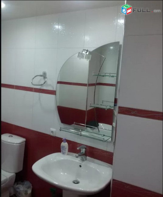 LA05436 Վարձով 3 սենյականոց բնակարան Պուշկին փողոցում