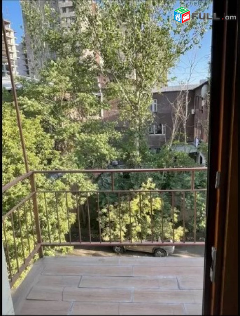 LA05441 Վարձով 4 սենյականոց բնակարան Բրյուսովի փողոցում 