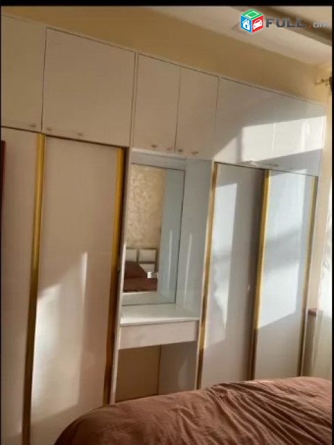 LA05441 Վարձով 4 սենյականոց բնակարան Բրյուսովի փողոցում 