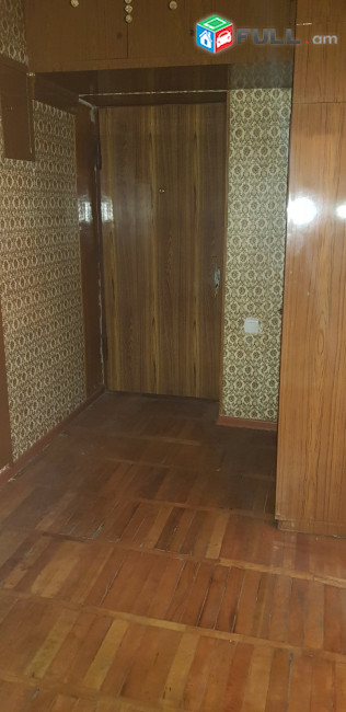 LA05322 Վարձով 4  սենյականոց բնակարան Ահարոնյան փողոցում 