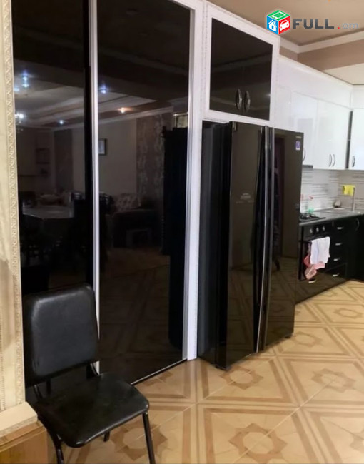 LA05474 Վարձով 3 սենյականոց բնակարան Անտառային փողոց  , նորակառույց 
