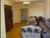 LA05476 Վարձով 4 սենյականոց բնակարան Արամ Խաչատրյան փողոցում 