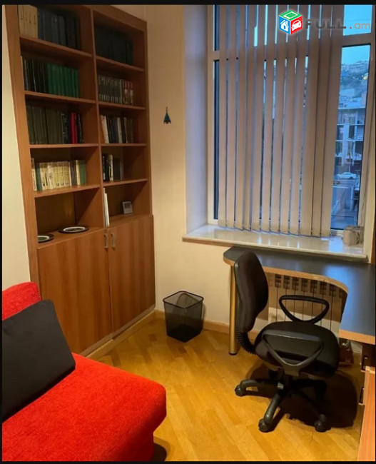 LA05472 Վարձով 4 սենյականոց բնակարան Բաղրամյան պողոտայում 