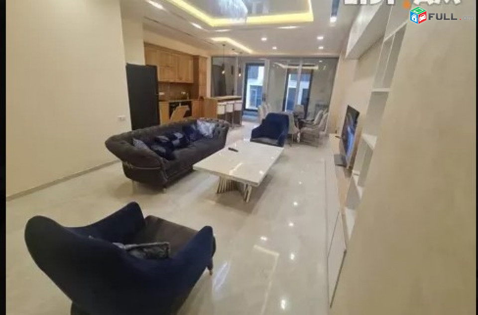 LA05413 Վարձով 3 սենյականոց բնակարան Ամիրյան փողոց , նորակառույց շենք 