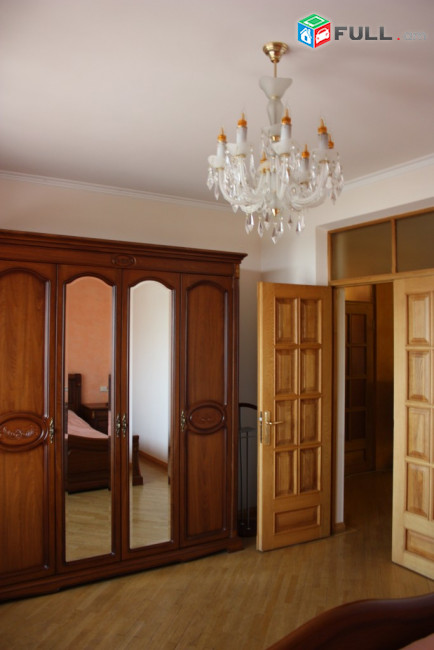 LA05484 Վարձով 5 սենյականոց բնակարան Աբովյան փողոց , Սաս սուպերմարկետի մոտ