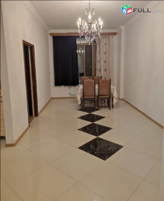 LA05519 Վարձով 3 սենյականոց բնակարան Նար Դոսի փողոց, նորակառույց շենք