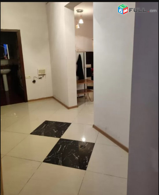 LA05519 Վարձով 3 սենյականոց բնակարան Նար Դոսի փողոց, նորակառույց շենք