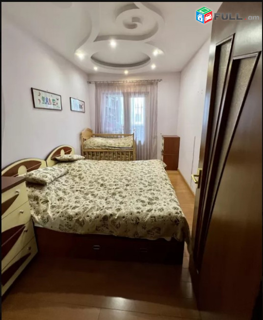 LA05539 Վարձով 2 սենյականոց բնակարան Նար Դոսի փողոցում