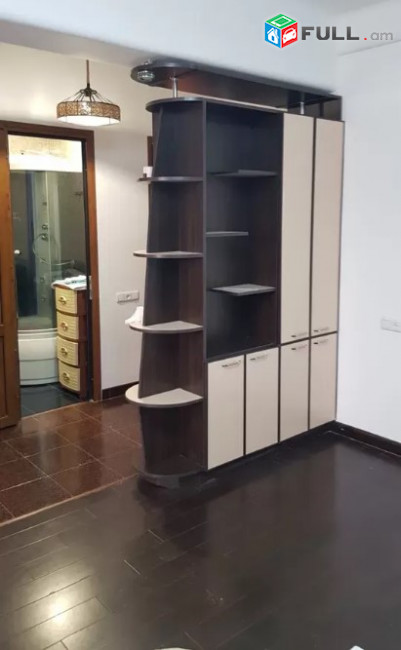 LA05552 Վարձով 2 սենյականոց բնակարան Քաջանունի փողոց