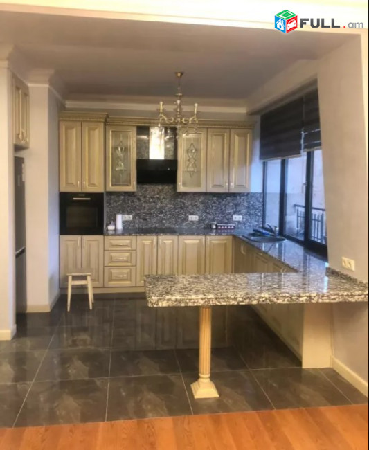 LA05555 Վարձով 3 սենյականոց բնակարան Սայաթ Նովա , նորակառույց 