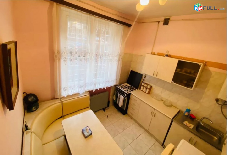 LA05579 Օրավարձով 1 սենյականոց բնակարան Սարյան փողոցում 