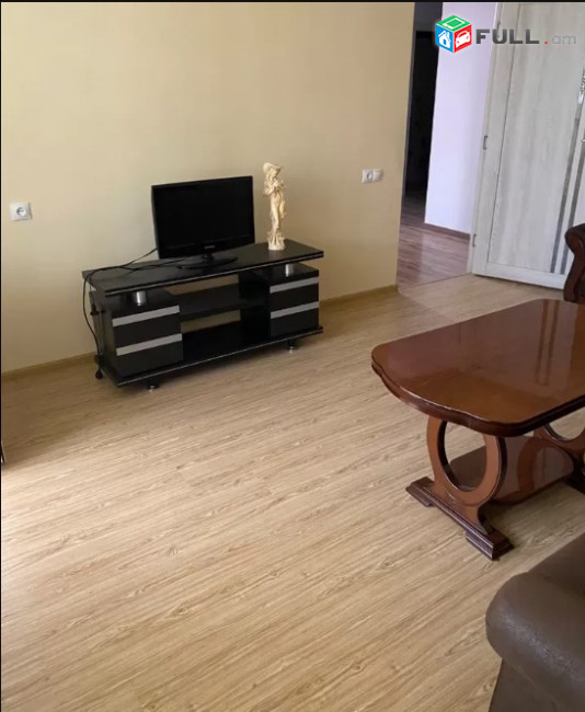 LA05585 Վարձով 2 սենյականոց բնակարան  Աջափնյակ , Աբելյան փողոցում