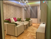 LA04985  Վարձով 2 սենյականոց բնակարան Արամ Խաչատրյան փողոցում 