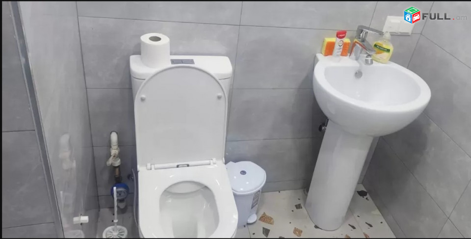LA05889 Վարձով 2 սենյականոց բնակարան Սարյան փողոցում 
