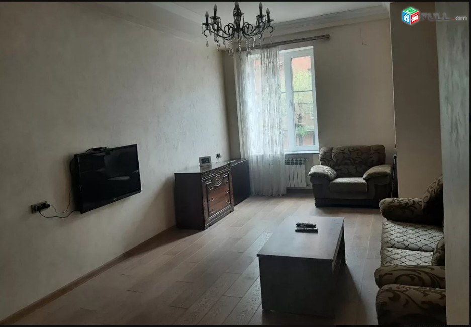 LA05958 Վարձով 4 սենյականոց բնակարան Կիևյան փողոցում 