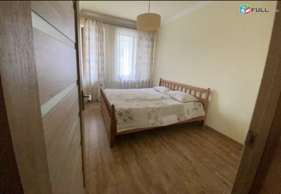 LA05963 Վարձով 2 սենյականոց բնակարան Վաղարշյան փողոցում 