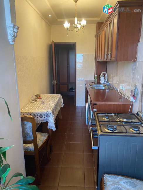LA05966 Վարձով 4 սենյականոց բնակարան Կոմիտաս , Փափազյան խաչմերուկի մոտ