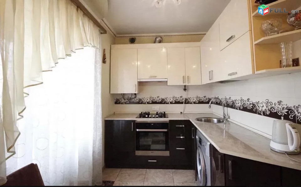 LA05993 Վարձով 4 սենյականոց բնակարարան  Ավետիսյան փողոցում