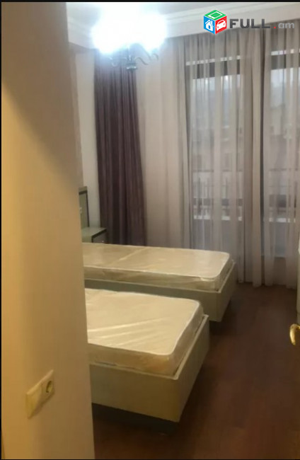 LA05992  Վարձով 3 սենյականոց բնակարան Սայաթ Նովա , նորակառույց