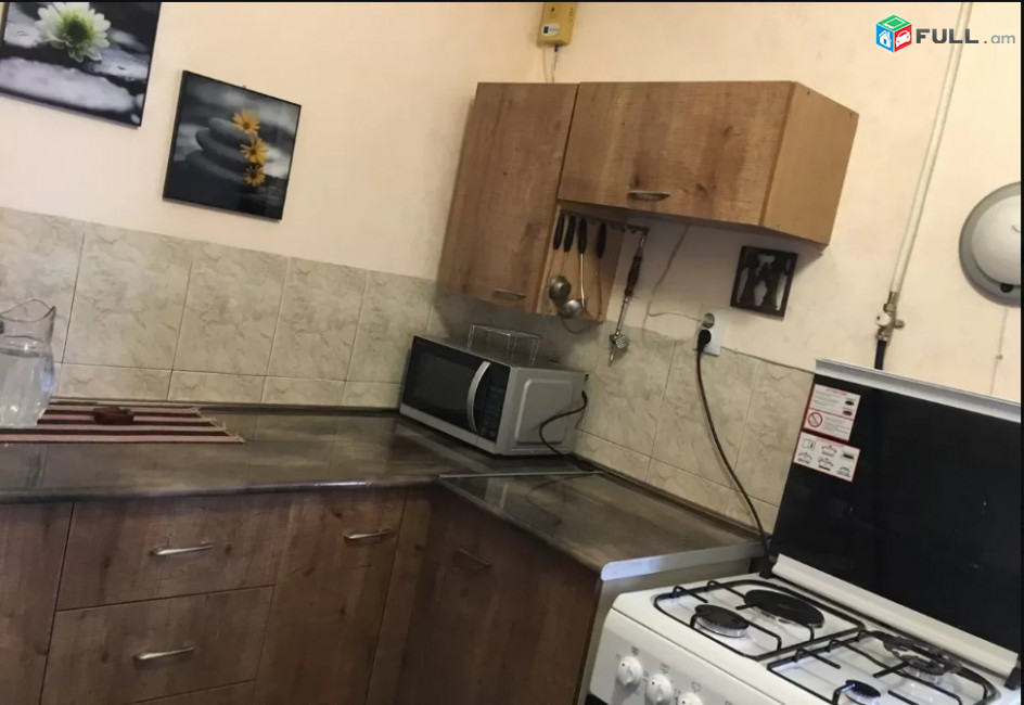 LA05936 Վարձով 2 սենյականոց բնակարան Հին Երևանցու փողոց