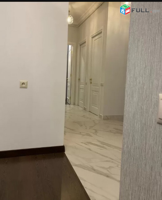 LA06024 Վարձով 3 սենյականոց բնակարան Կոմիտաս , նորակառույց 