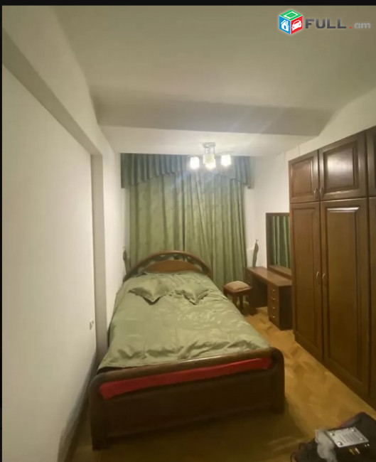LA06042 Վարձով 3 սենյականոց բնակարան Կողբացի փողոցում 