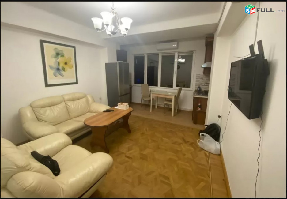 LA06042 Վարձով 3 սենյականոց բնակարան Կողբացի փողոցում 