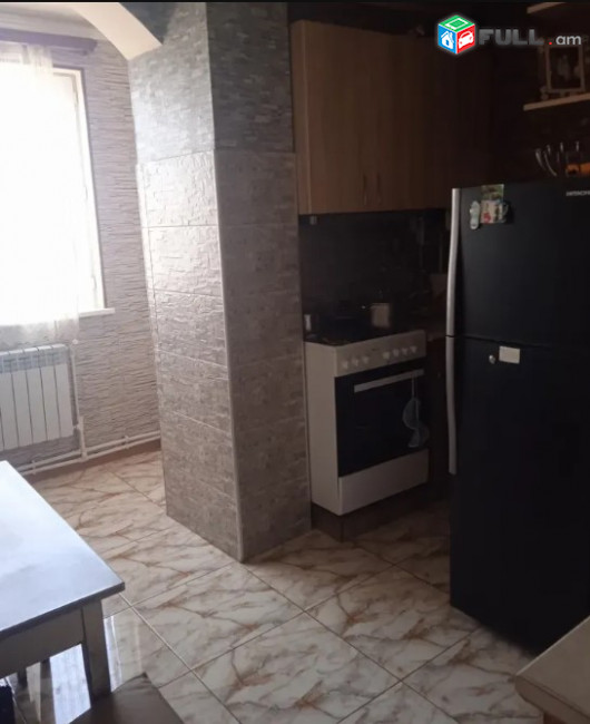 LA06061 Վարձով  2 սենյականոց բնակարան Հալաբյան փողոցում 