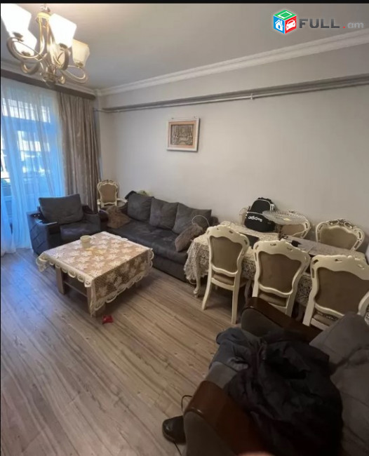 LA05554 Վարձով 2 սենյականոց բնակարան Հալաբյան փողոցում 