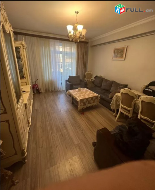 LA05554 Վարձով 2 սենյականոց բնակարան Հալաբյան փողոցում 
