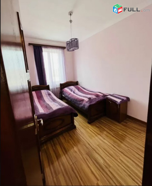 LA06065 Վարձով 3 սենյականոց բնակարան 5 րդ Մասիվ Գալշոյան փողոց