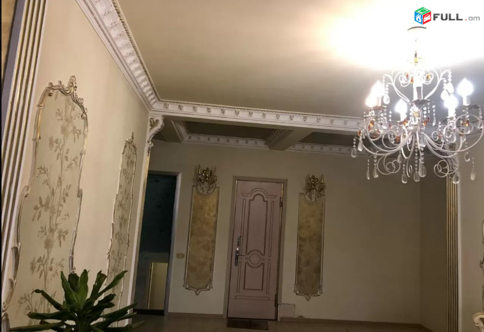 LA06076 Վարձով 5 սենյականոց բնակարան Մաշտոցի պողոտայում 