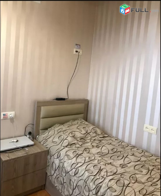 LA06078 Վարձով 4 սենյականոց բնակարան Դավթաշեն 4 րդ թաղամաս 
