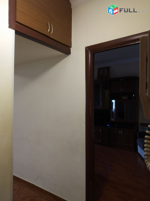 LA06083 Վարձով 2 սենյականոց բնակարան 2 -րդ Մասիվ, Նելսոն Ստեփանյան փողոց