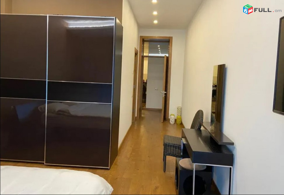 LA06096 Վարձով 4  սենյականոց բնակարան Անտառային փողոց , նորակառույց շենք