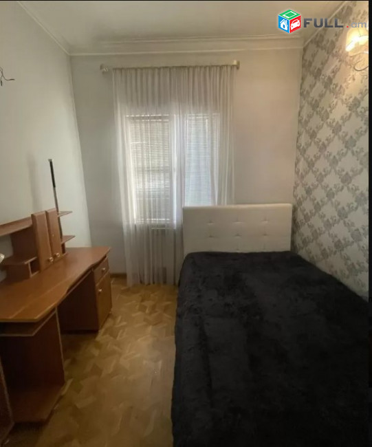 LA06111 Վարձով 3 սենյականոց բնակարան Կասյան փողոց