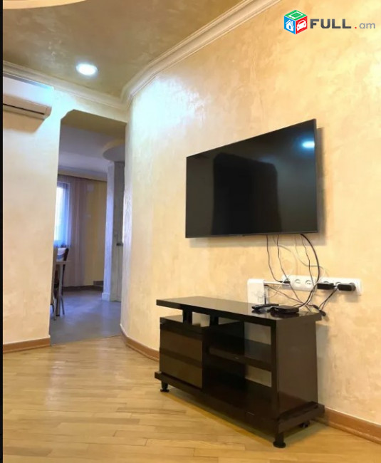 LA06638 Վարձով 4 սենյականոց բնակարան Դերենիկ Դեմիրճյան փողոցում 