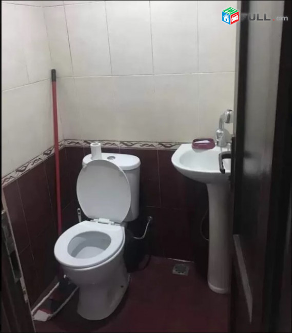 LA06656  Վարձով 4 սենյականոց բնակարան Եղբայրության փողոց 