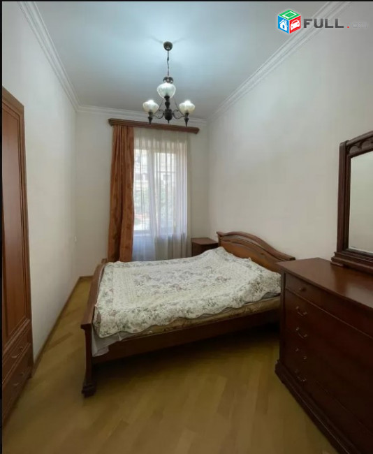 LA06670 Վարձով 4 սենյականոց բնակարան Թումանյան փողոցում 